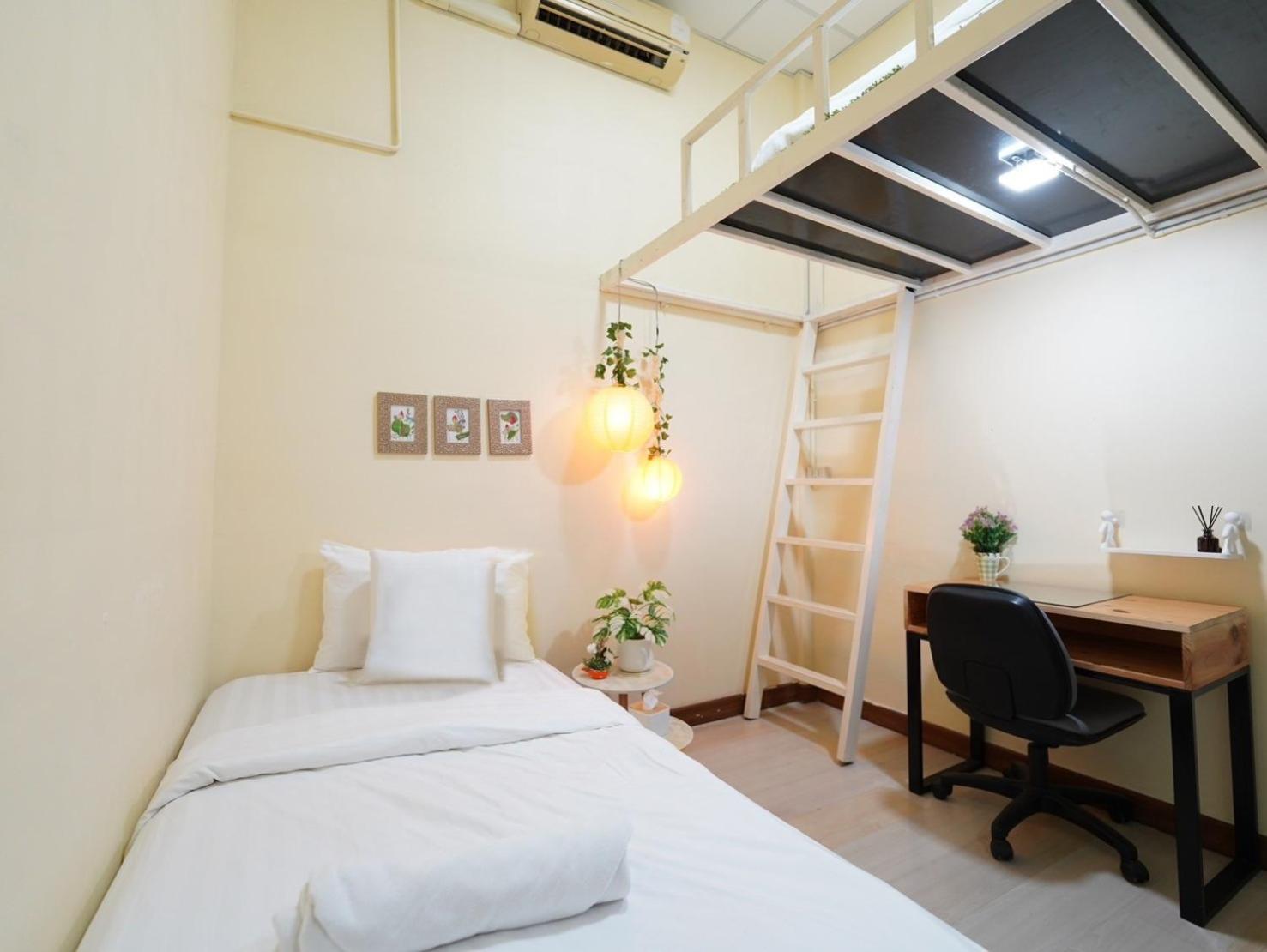 Albergue Ez Sleep @ Ratchada 19 Bangkok Exterior foto